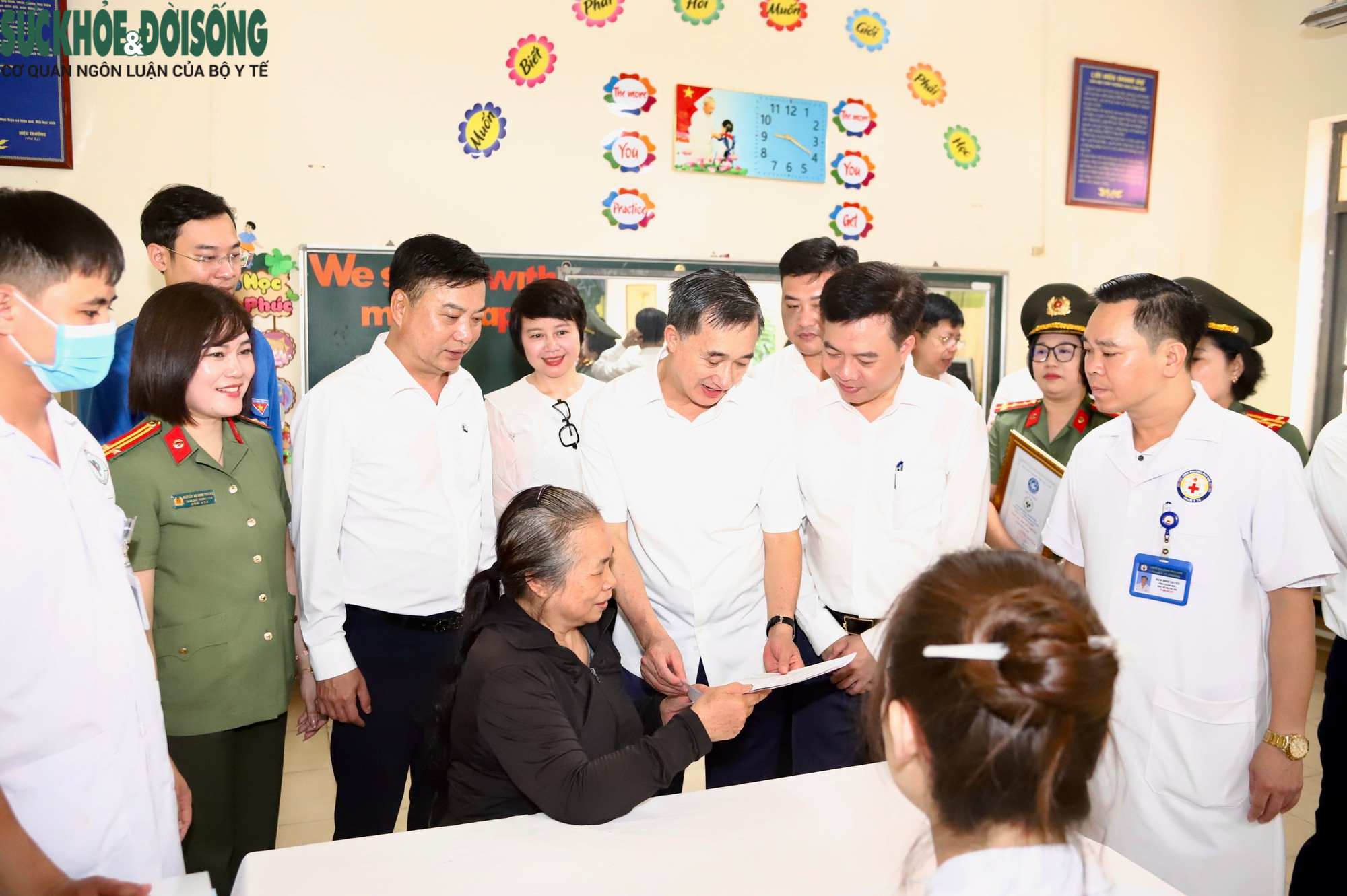 Chương Trình Tri Ân Người Có Công Tại Bắc Ninh: Những Hình Ảnh Đáng Nhớ