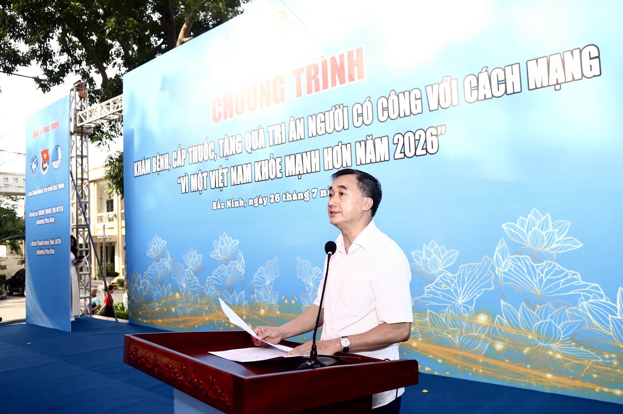 Thứ trưởng Bộ Y tế: Đề cao chăm sóc sức khỏe cho người có công