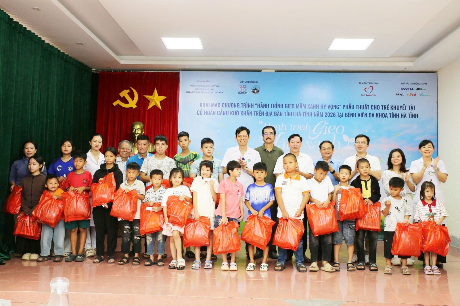 Cung Cấp Dịch Vụ Y Tế Đặc Biệt Cho Trẻ Em Khuyết Tật Tại Hà Tĩnh