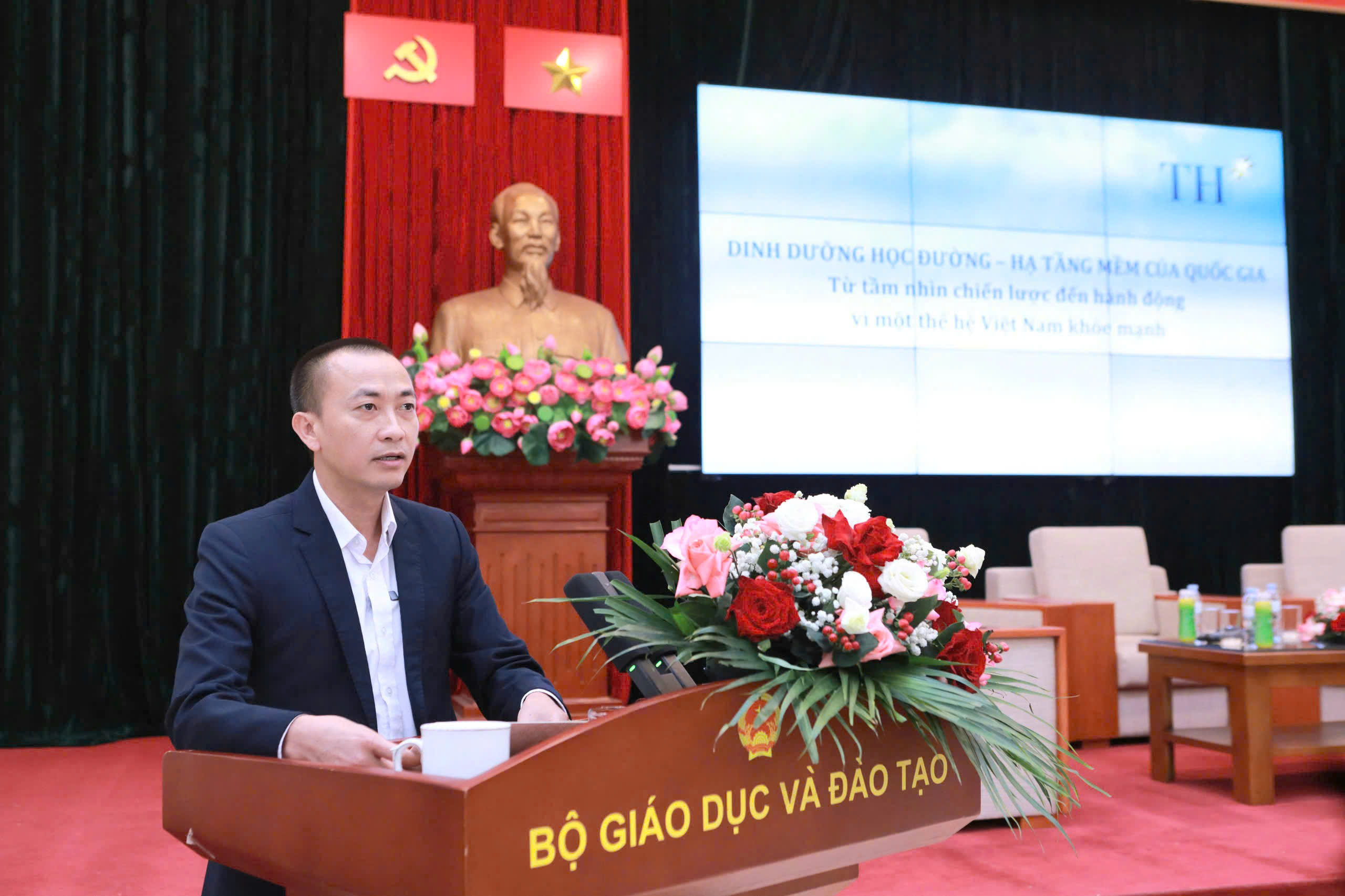 Xây Dựng Luật Dinh Dưỡng Học Đường: Chìa Khóa Cho Thế Hệ Tương Lai Khỏe Mạnh - Ảnh 1.