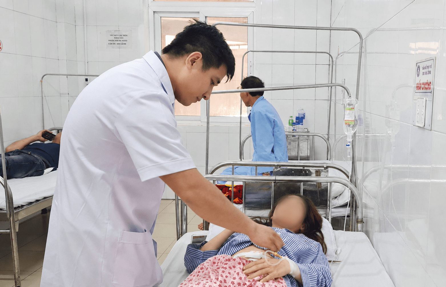 Cấp Cứu Khẩn Cấp: Khi Viêm Ruột Thừa Gặp Chửa Ngoài Tử Cung Vỡ