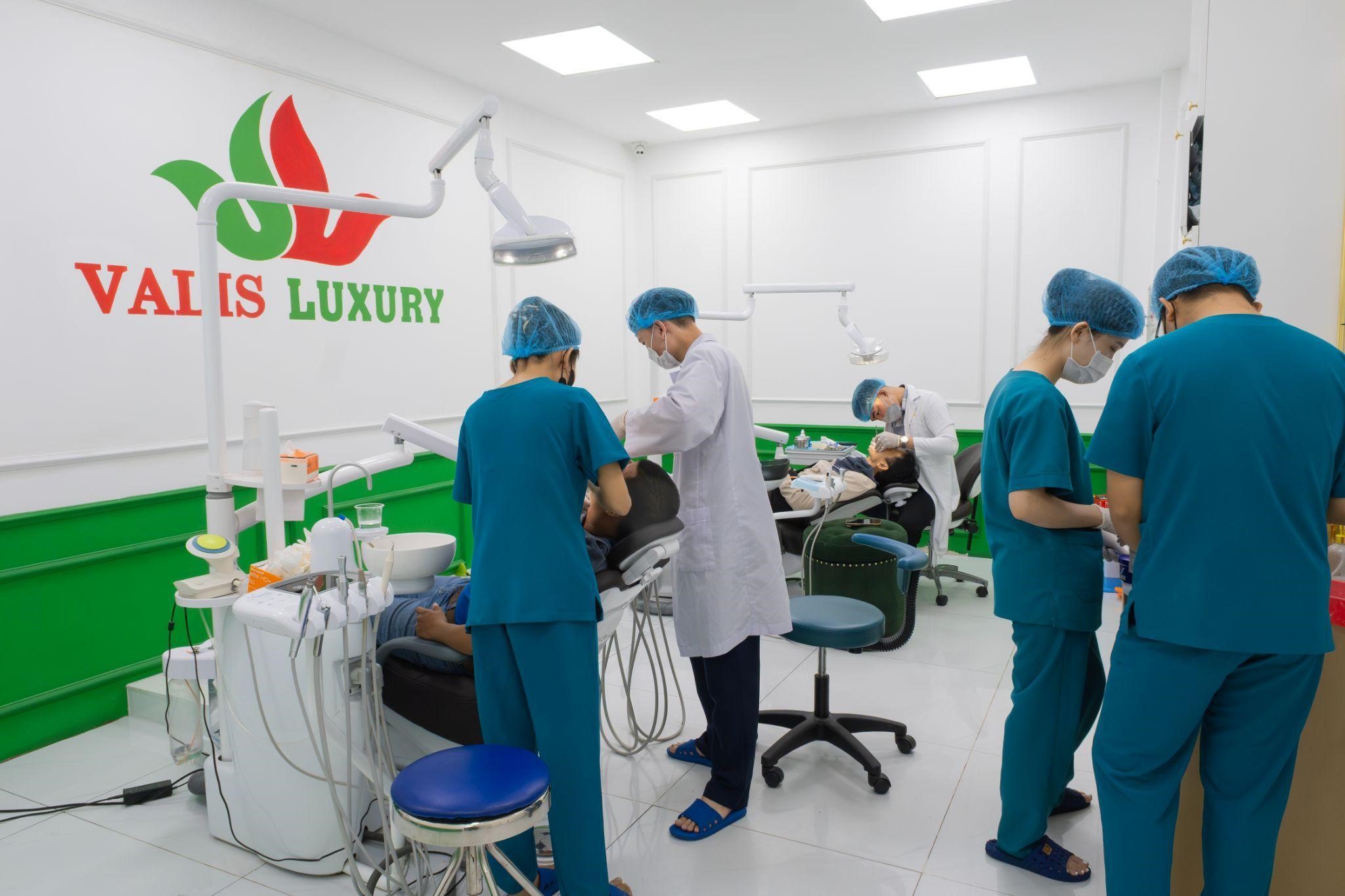 Khám Phá Valis Luxury: Hệ Thống Nha Khoa Quốc Tế Tại Việt Nam