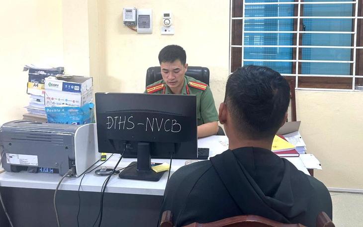 Chiêu trò mua bán GPLX giả bị Công an lật tẩy- Ảnh 2.