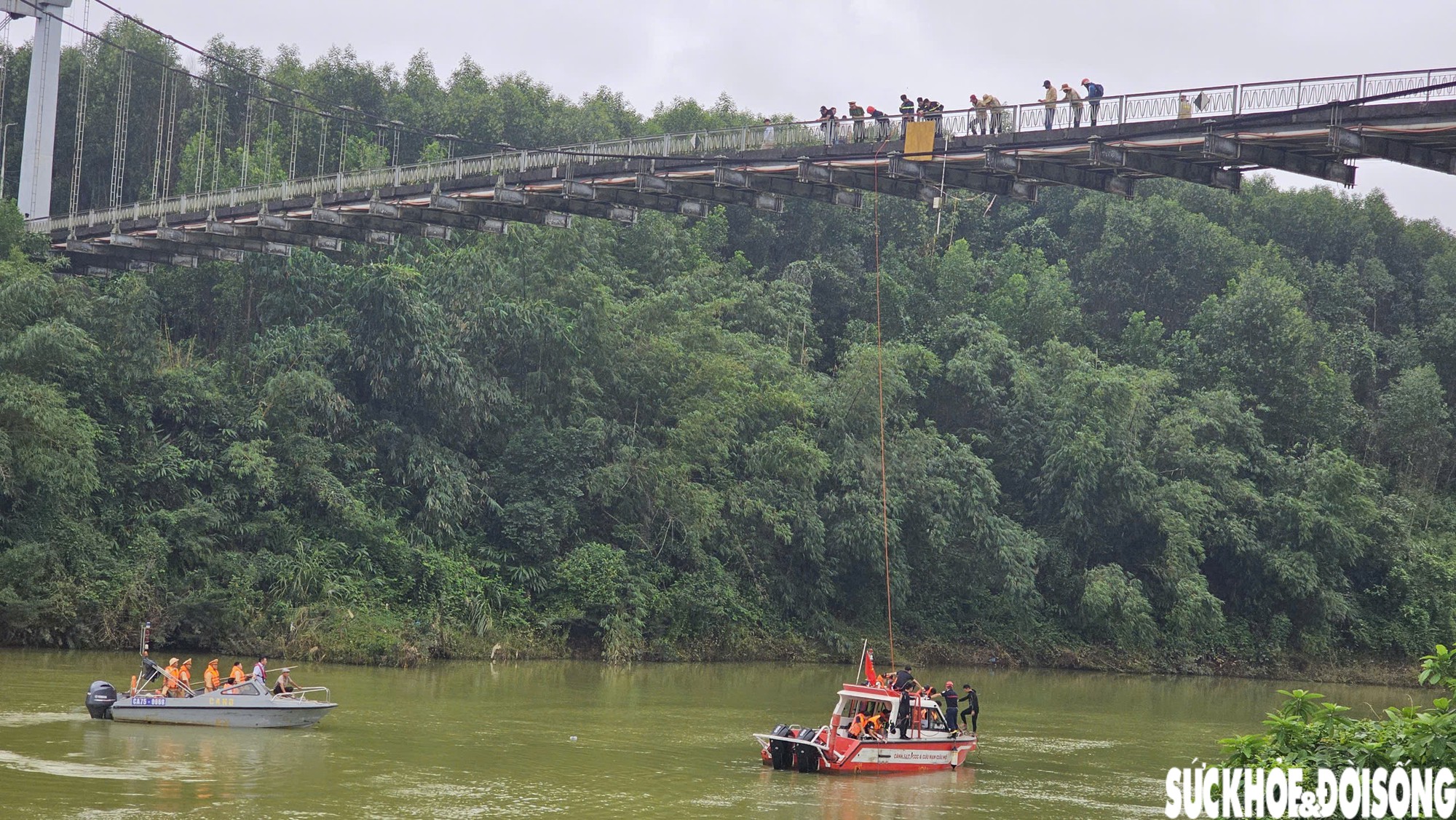 Khám Phá Đại Công Trường Xây Dựng Cầu Bình Thành Trên Sông Hương