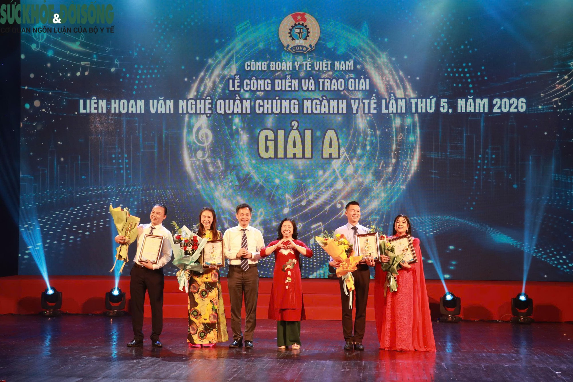 Liên hoan văn nghệ quần chúng