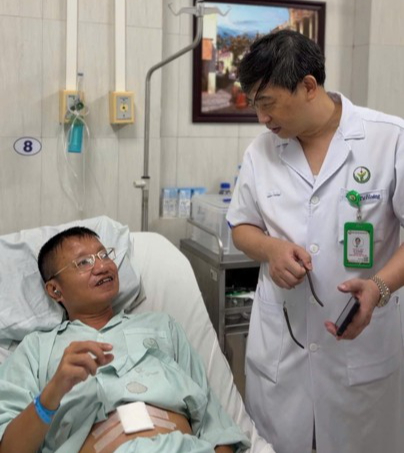 Khám Phá Bệnh Nang Niệu Rốn: Tình Huống Hấp Dẫn Tại Bệnh Viện Việt Đức