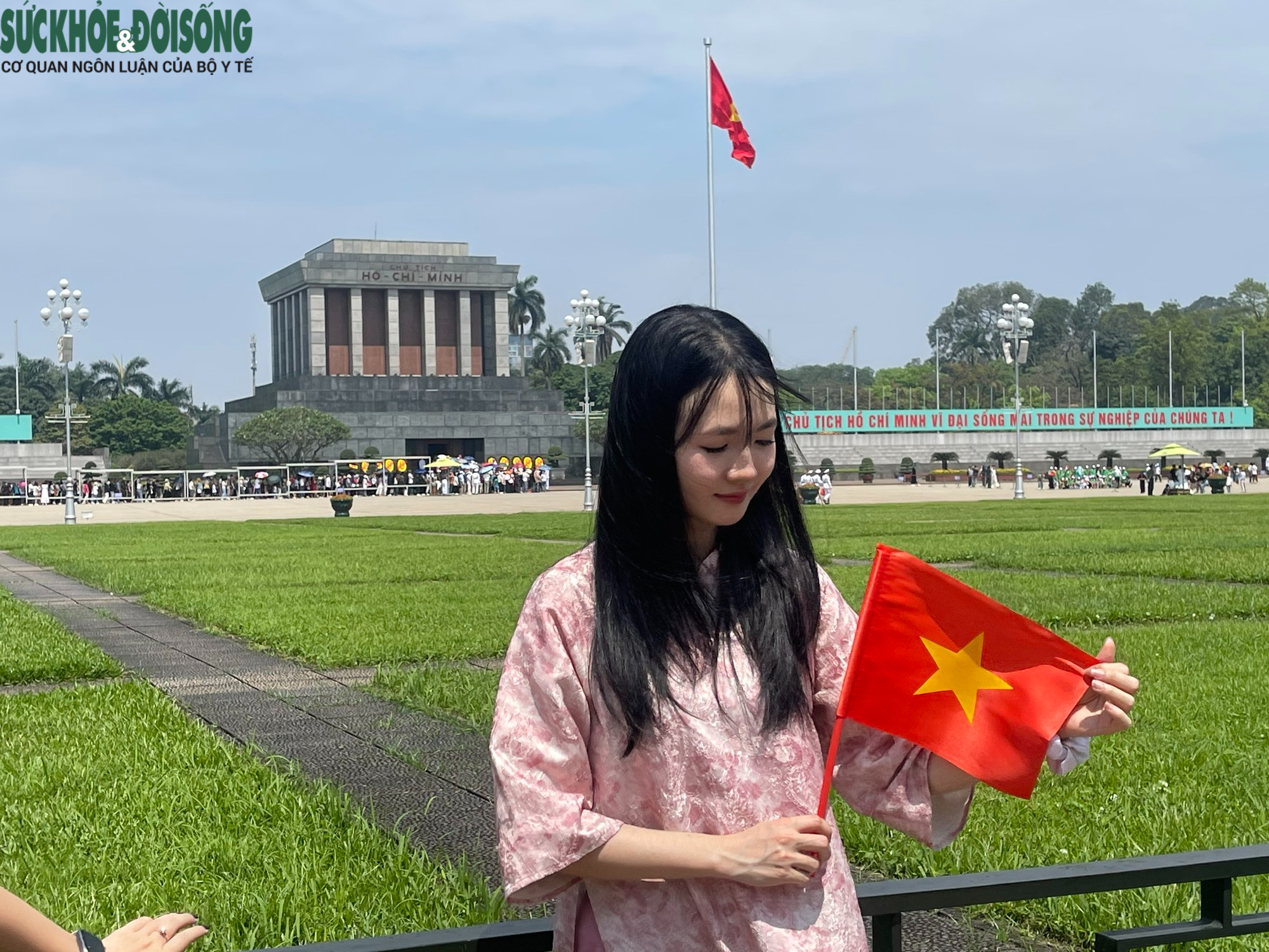 Thế Hệ Trẻ Với Tình Yêu Đất Nước Qua Những Hành Động Nhỏ Bé