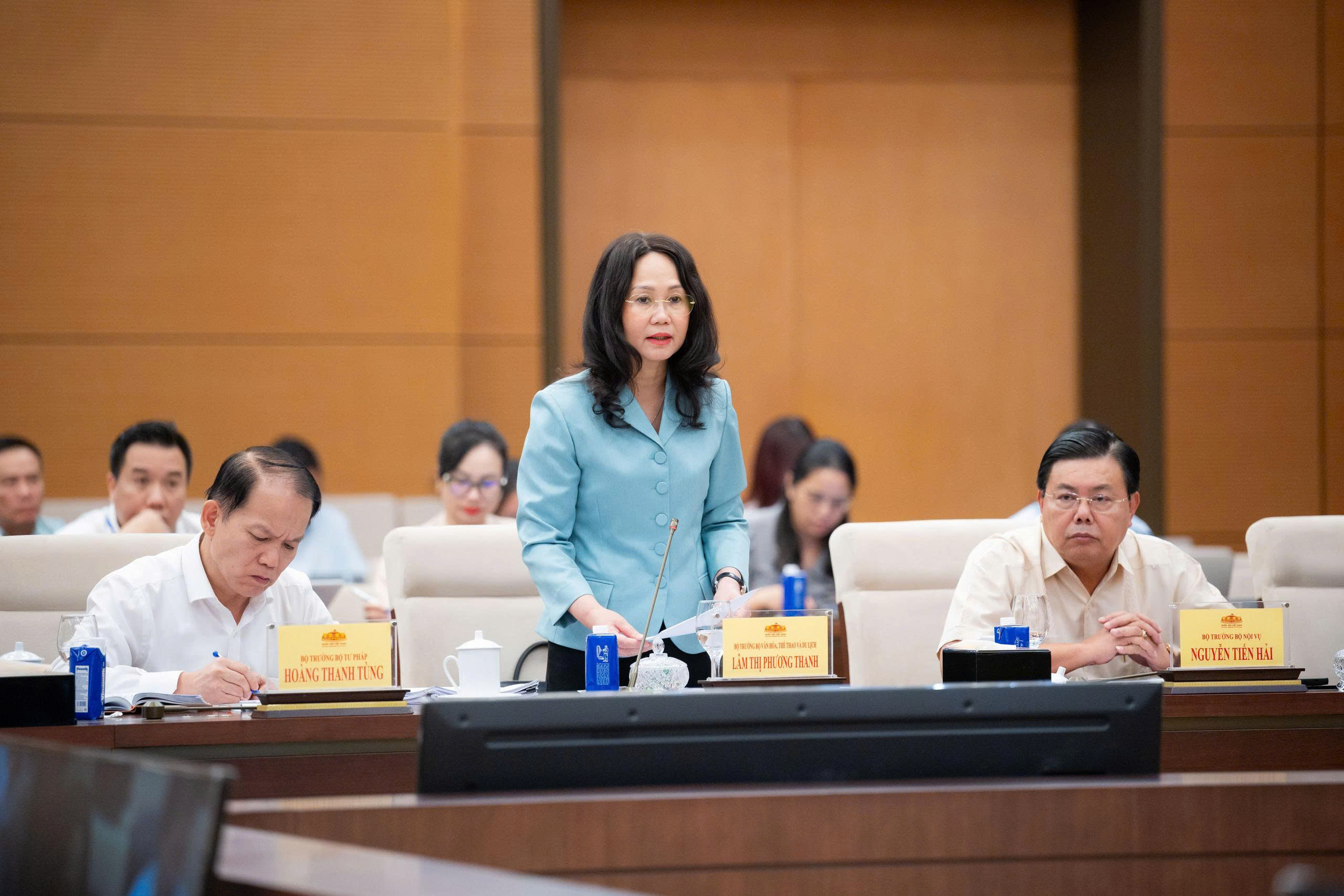 bo-vhttdl-17867782687711163189482 Đề xuất tăng 3 lớp kiểm soát đối với xuất bản phẩm nhạy cảm- Ảnh 1.