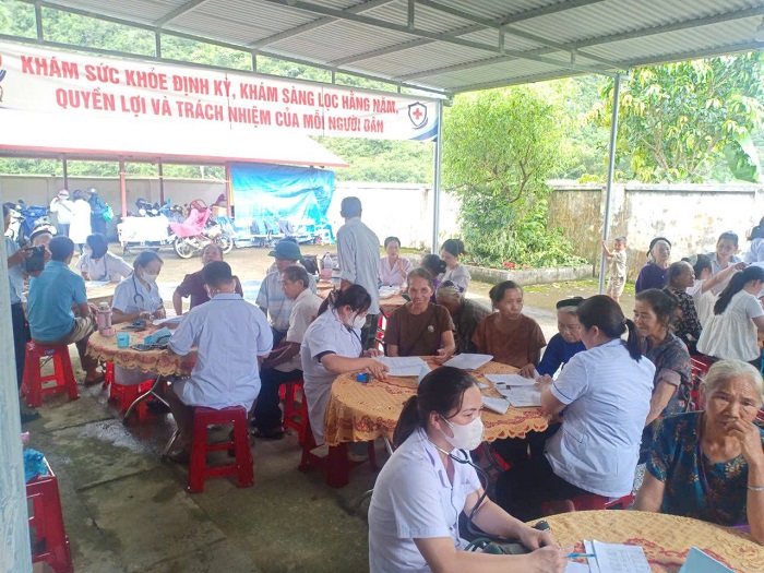 cao-bang-1-17873118477411911436147 Tăng cường thực hiện chính sách BHYT, chăm sóc sức khỏe đồng bào dân tộc - Ảnh 1.