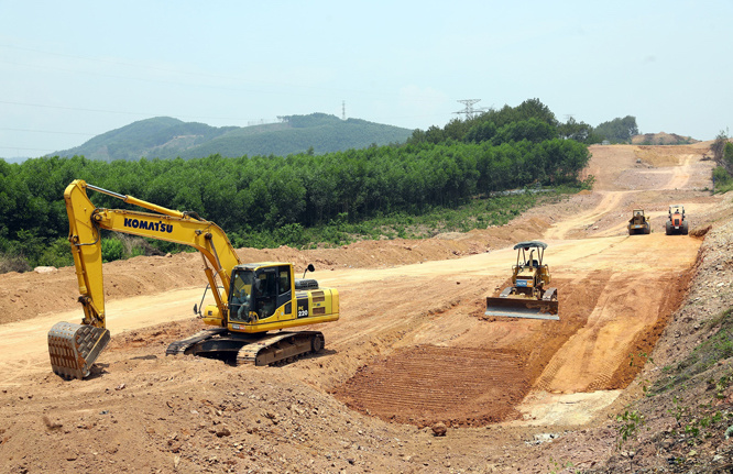 Thủ tướng thúc tiến độ 7 tuyến cao tốc đang triển khai ở phía Bắc- Ảnh 1.