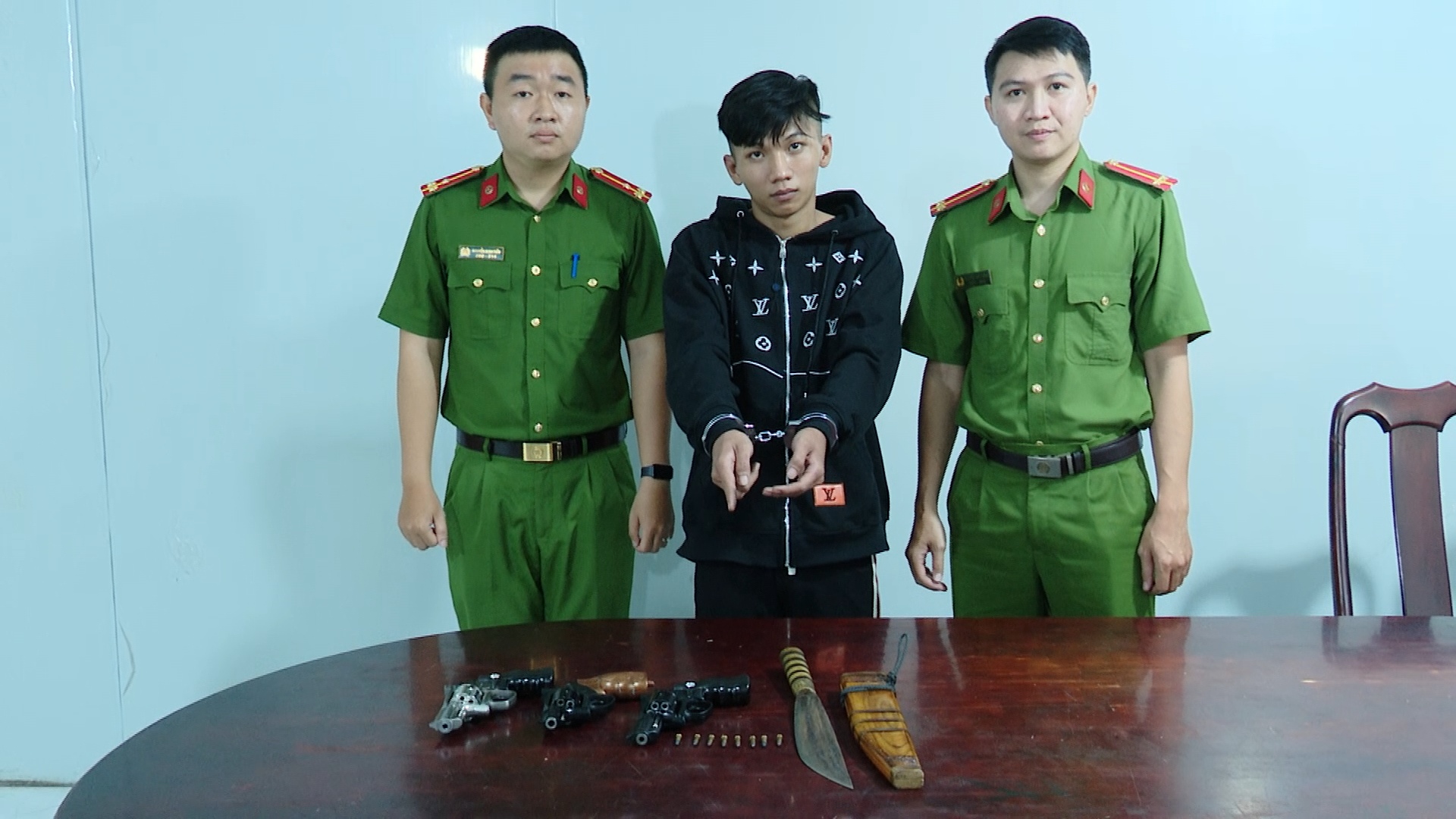Giải quyết mâu thuẫn trên mạng: Cảnh báo từ vụ ẩu đả của thanh thiếu niên