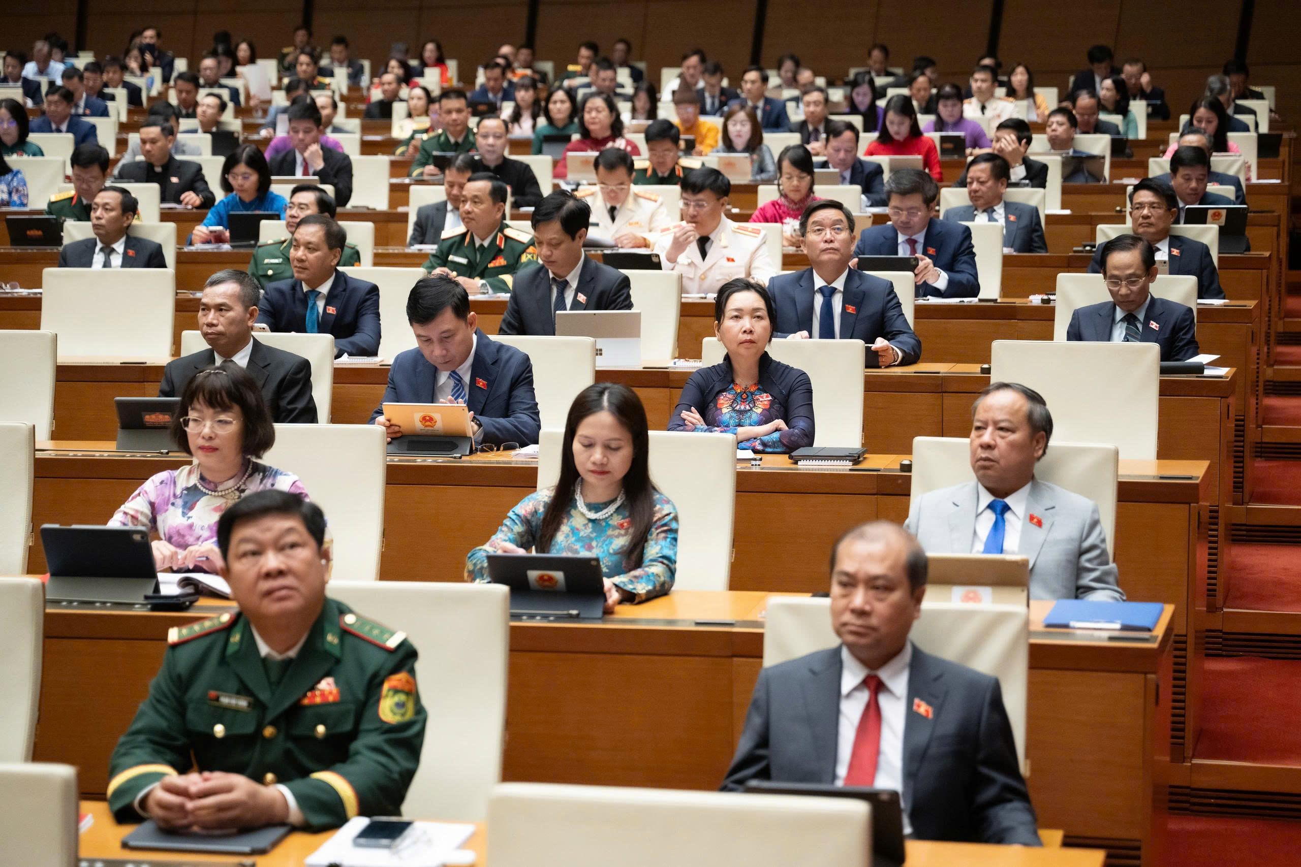 dbqh-17857288101411012825160 Đề xuất người mua, bán hàng xuyên biên giới qua thương mại điện tử phải xác thực định danh điện tử - Ảnh 2.