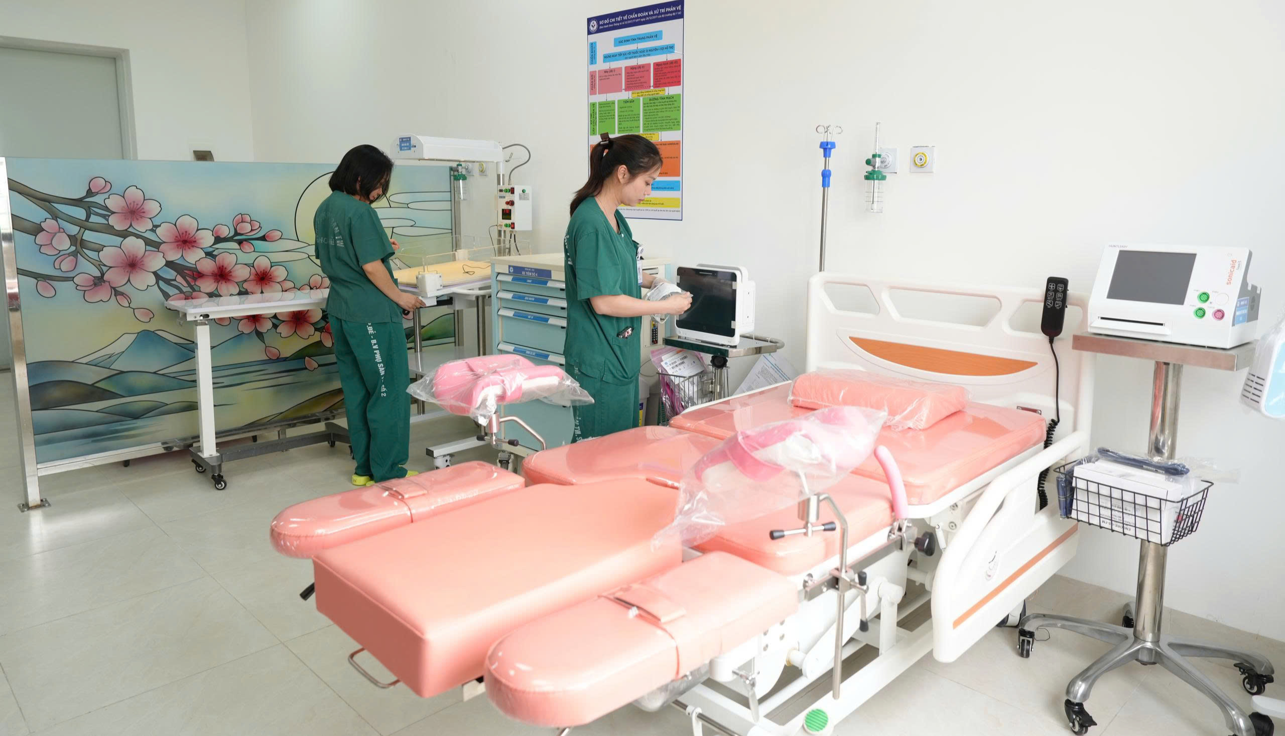 Thiết bị y tế hiện đại tại Cơ sở 2 Bệnh viện Phụ sản TW. Thiết bị y tế hiện đại tại Cơ sở 2 Bệnh viện Phụ sản TW. Ảnh: BVCC