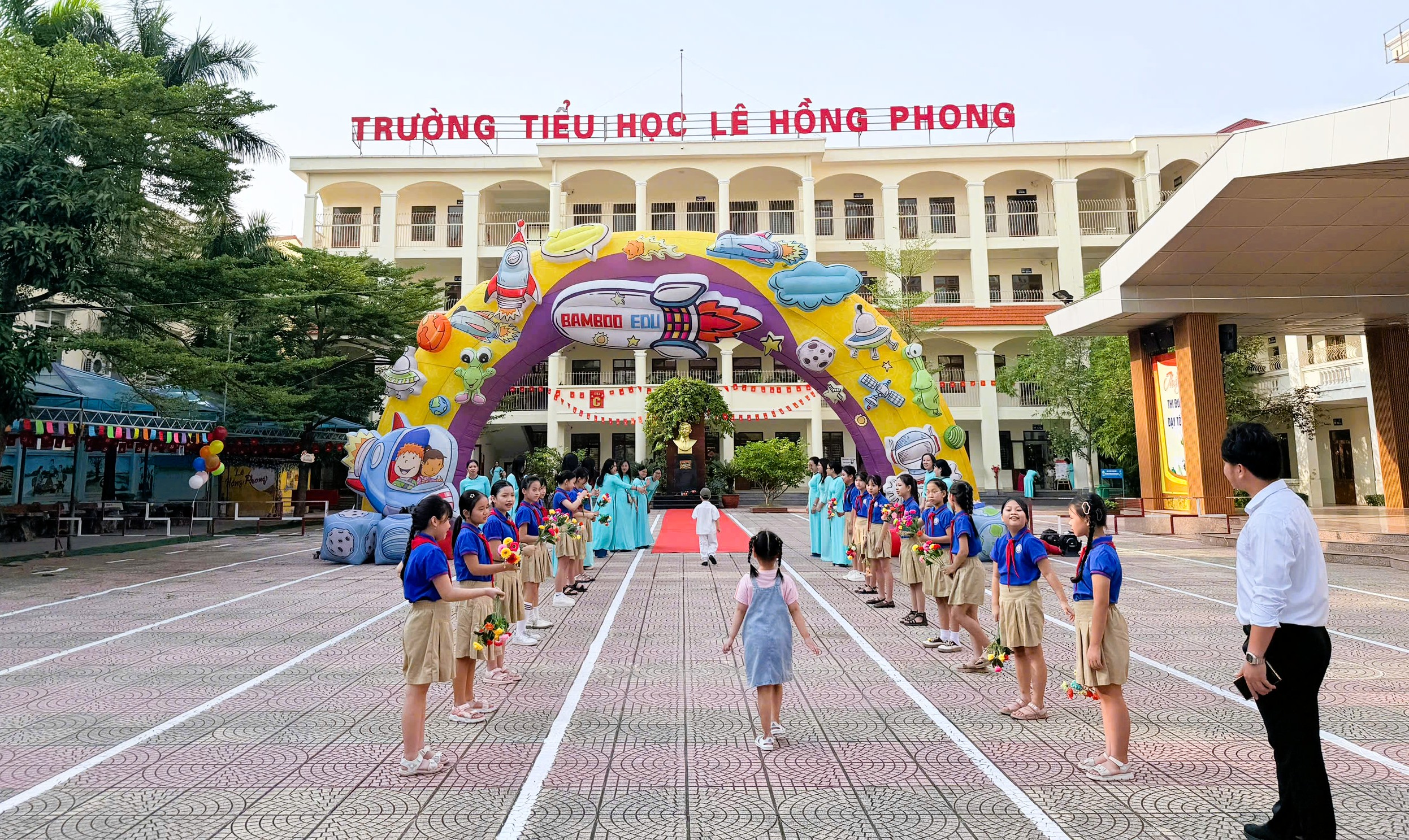 Hải Phòng yêu cầu khai giảng năm học mới trang trọng, an toàn - Ảnh 1.