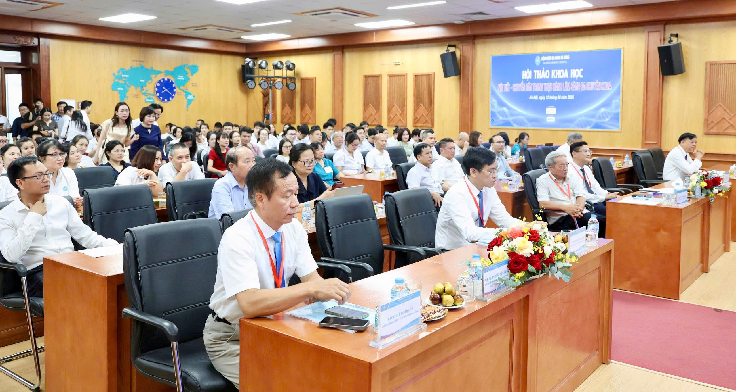 hn1-1786508773817639507267 Hơn 6 triệu người mắc đái tháo đường, cần chuyển từ kiểm soát đường huyết sang bảo vệ tim, thận - Ảnh 3.
