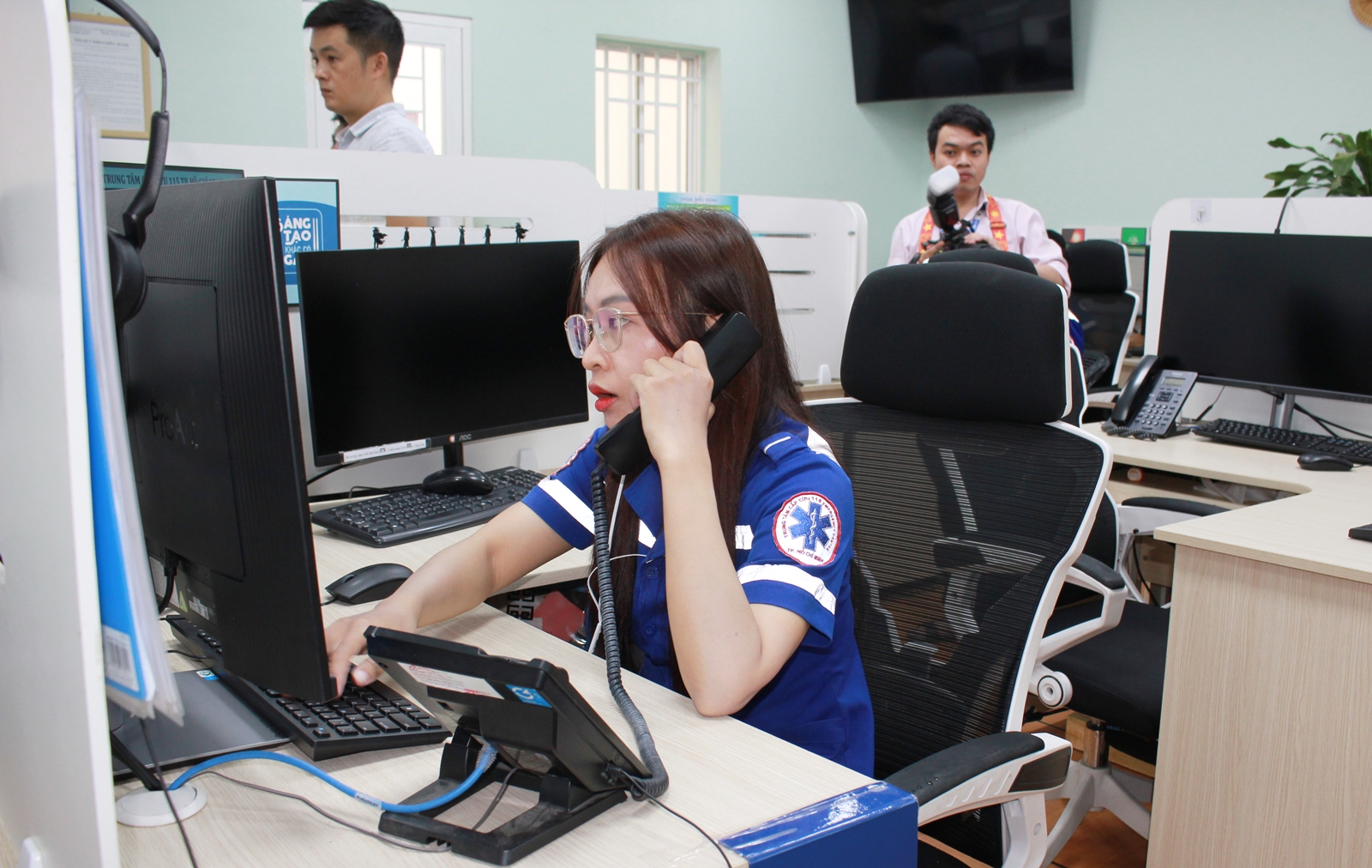 img5625-1785748909512108424045 Thứ trưởng Trần Văn Thuấn: TPHCM là điểm sáng về cấp cứu ngoại viện của cả nước- Ảnh 1.