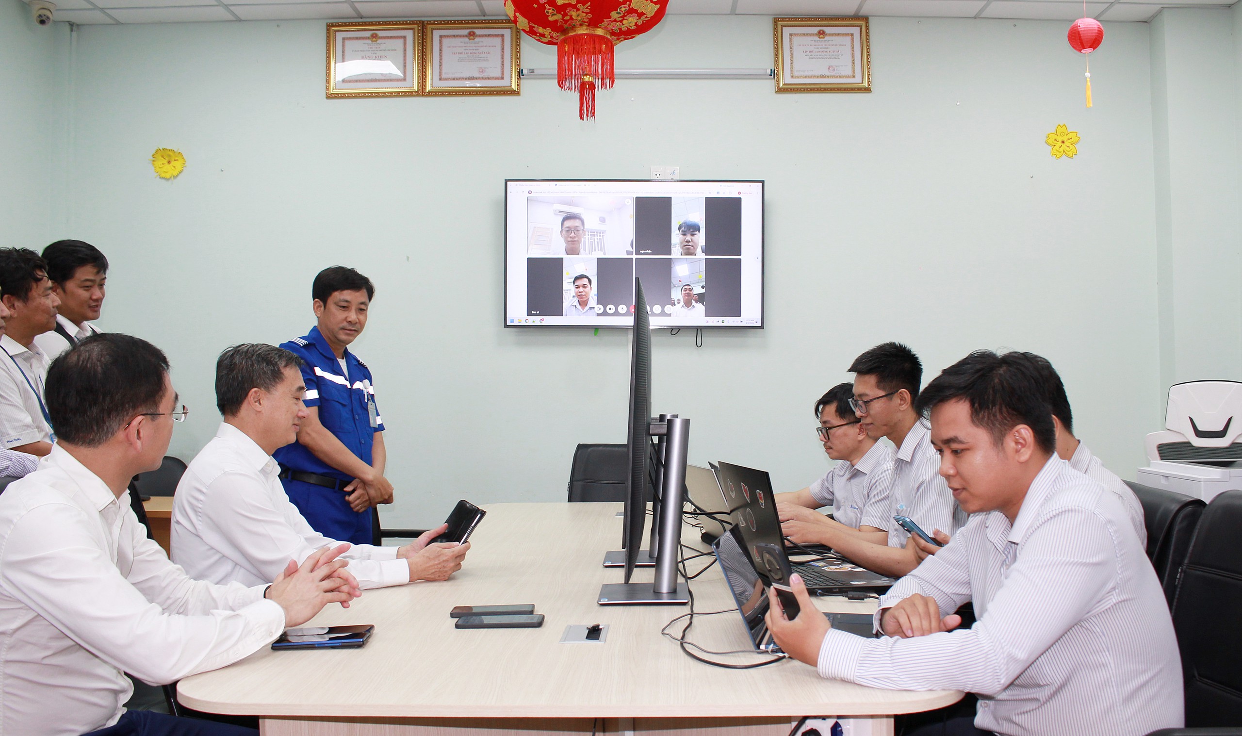 img5635-1785749042078722282026 Thứ trưởng Trần Văn Thuấn: TPHCM là điểm sáng về cấp cứu ngoại viện của cả nước- Ảnh 2.