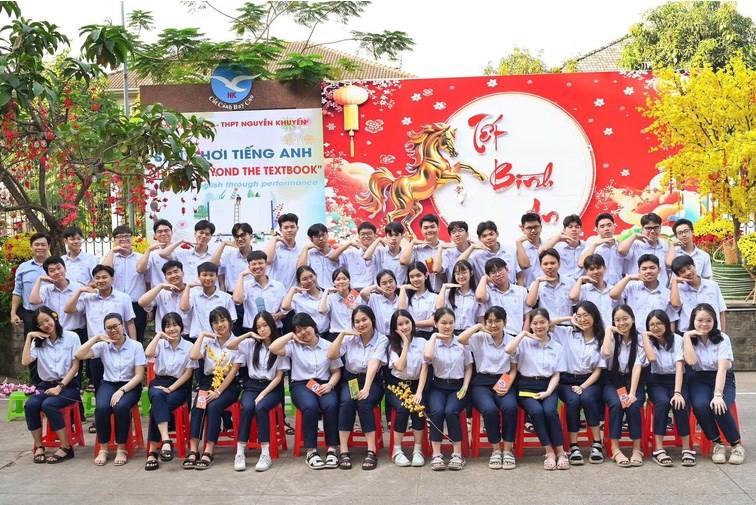 lop-12-b1-17867092564581862406842 Ngôi trường có nhiều học sinh đỗ trường Y: Phía sau kỷ luật là yêu thương - Ảnh 2.