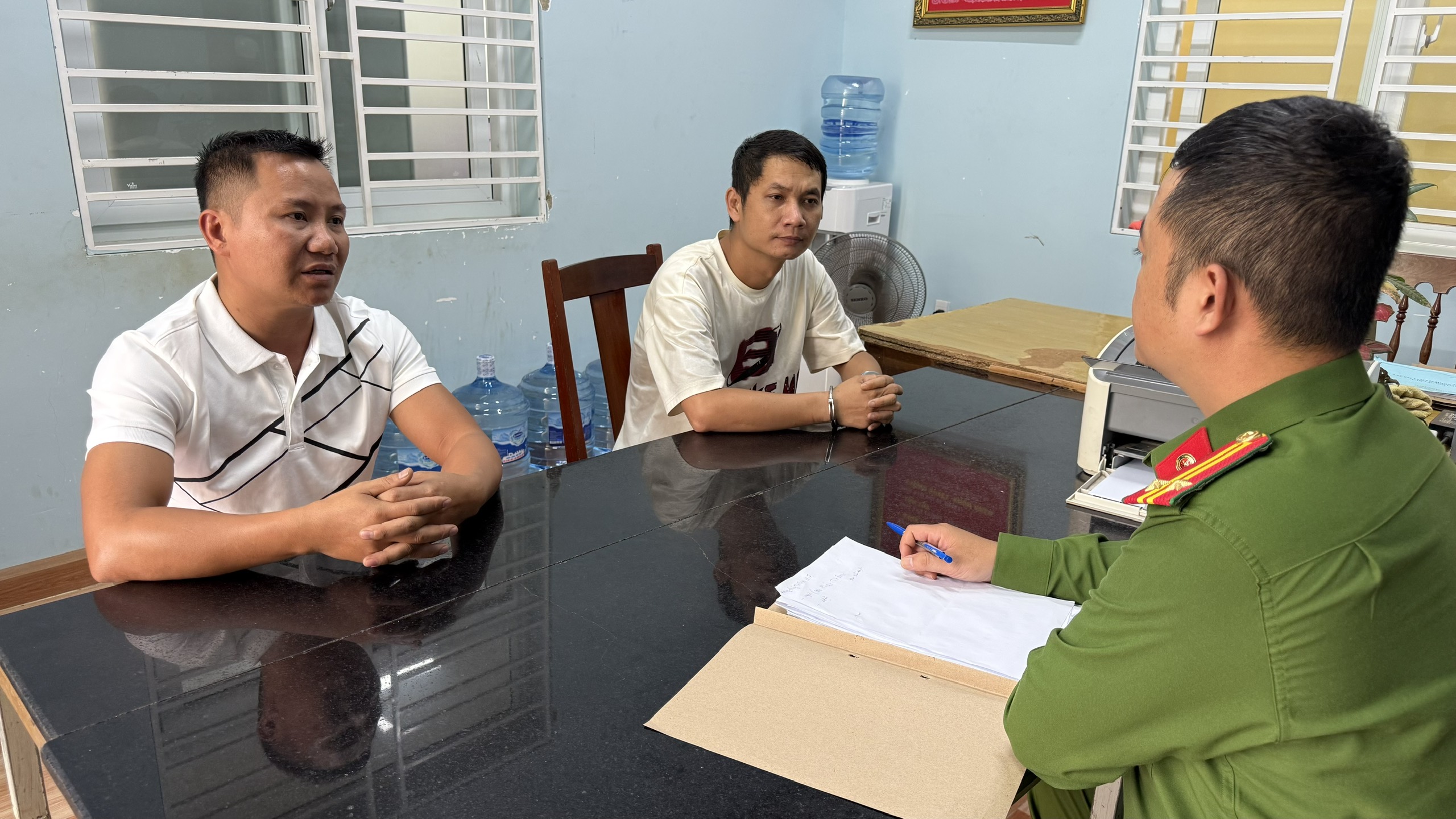 Trộm trong bệnh viện: kẻ đội lốt người chăm bệnh có 5 tiền án