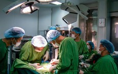 Câu Chuyện Thương Tâm Về Bé Trai 26 Tháng Bị Chó Cắn: Những Di Chứng Đáng Lo Ngại