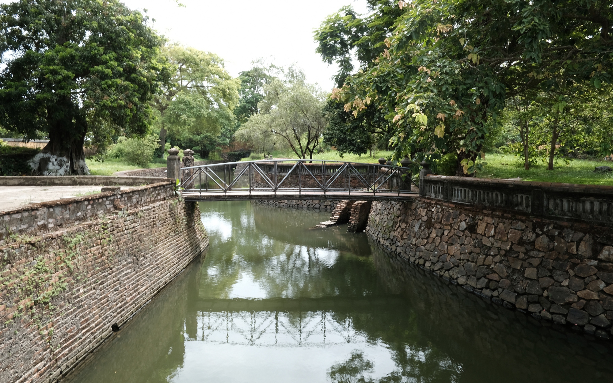 Khám Phá Dự Án Tái Thiết Ven Sông Hương Tại Huế