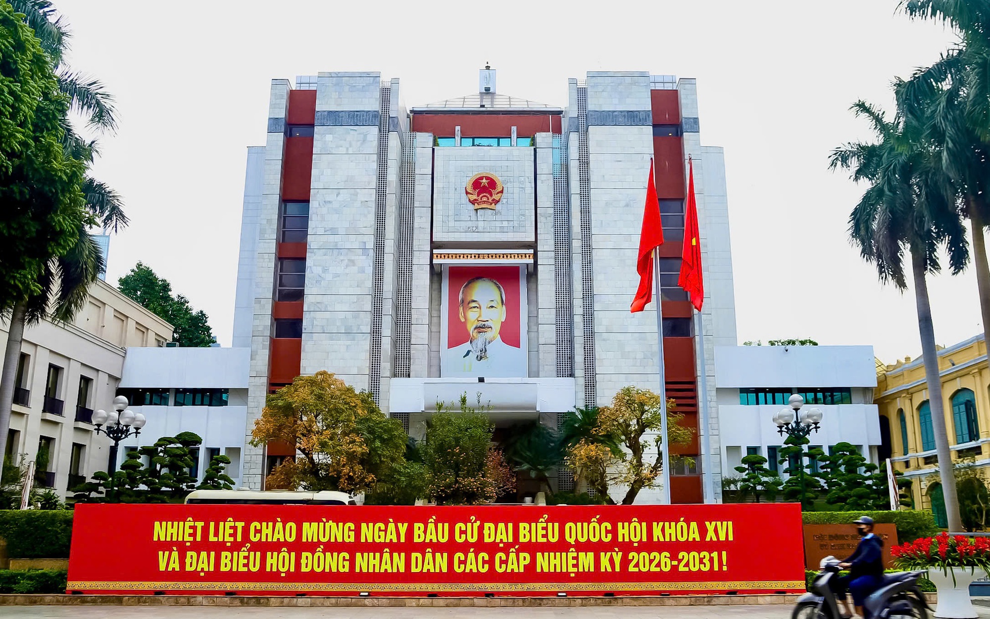 Hà Nội Đề Xuất Miễn Nhiệm 11 Lãnh Đạo Sở Trong UBND Thành Phố