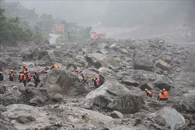 Tìm Kiếm Giải Pháp Cứu Nạn Tại Các Hầm Thủy Điện Nepal Sau Trận Lũ Lịch Sử