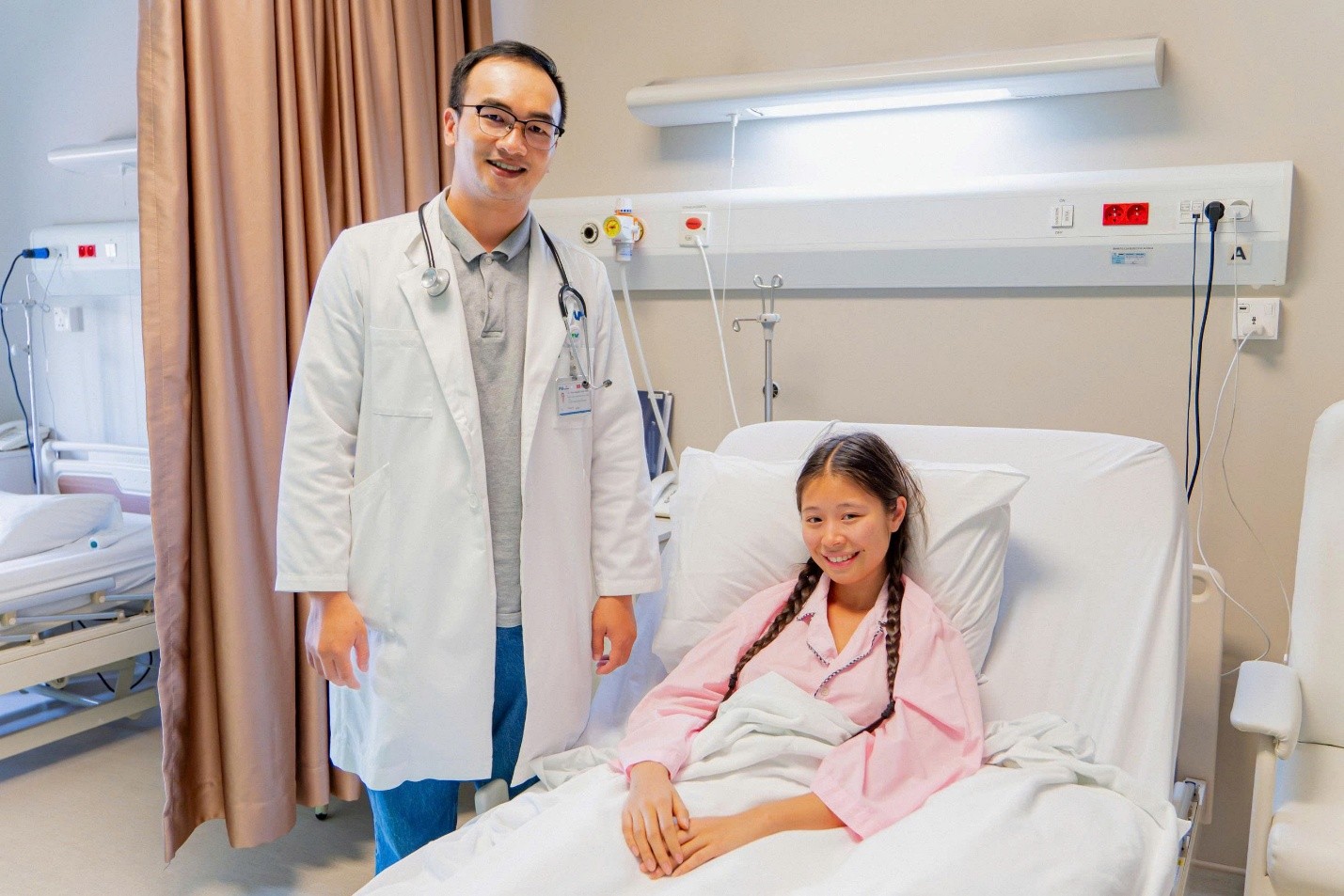 Chẩn Đoán và Điều Trị Tràn Khí Màng Phổi Liên Quan Đến Chu Kỳ Kinh Nguyệt- Ảnh 1.