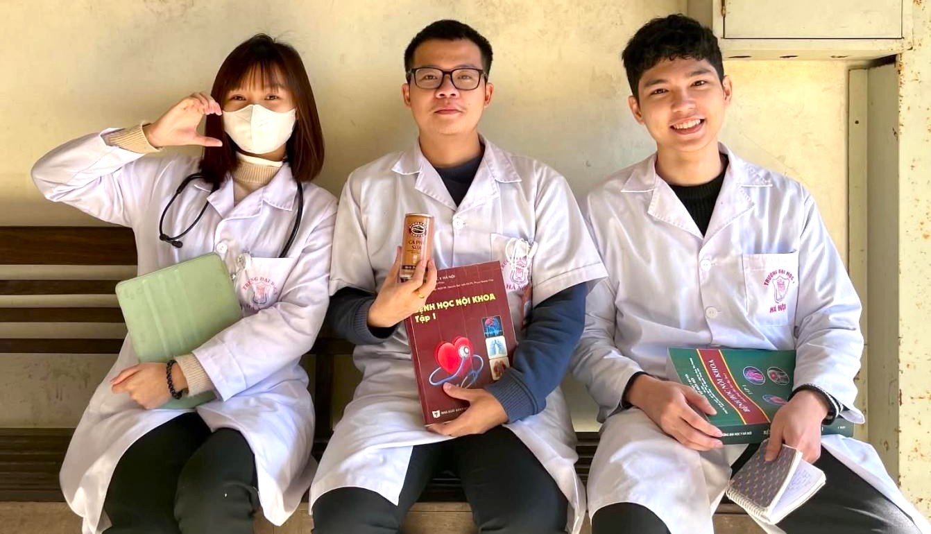 Hành Trình Chinh Phục Á Khoa- Ảnh 2.