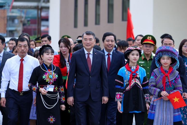 Giáo dục vùng biên giới: Những chuyển động và thông điệp của năm học mới