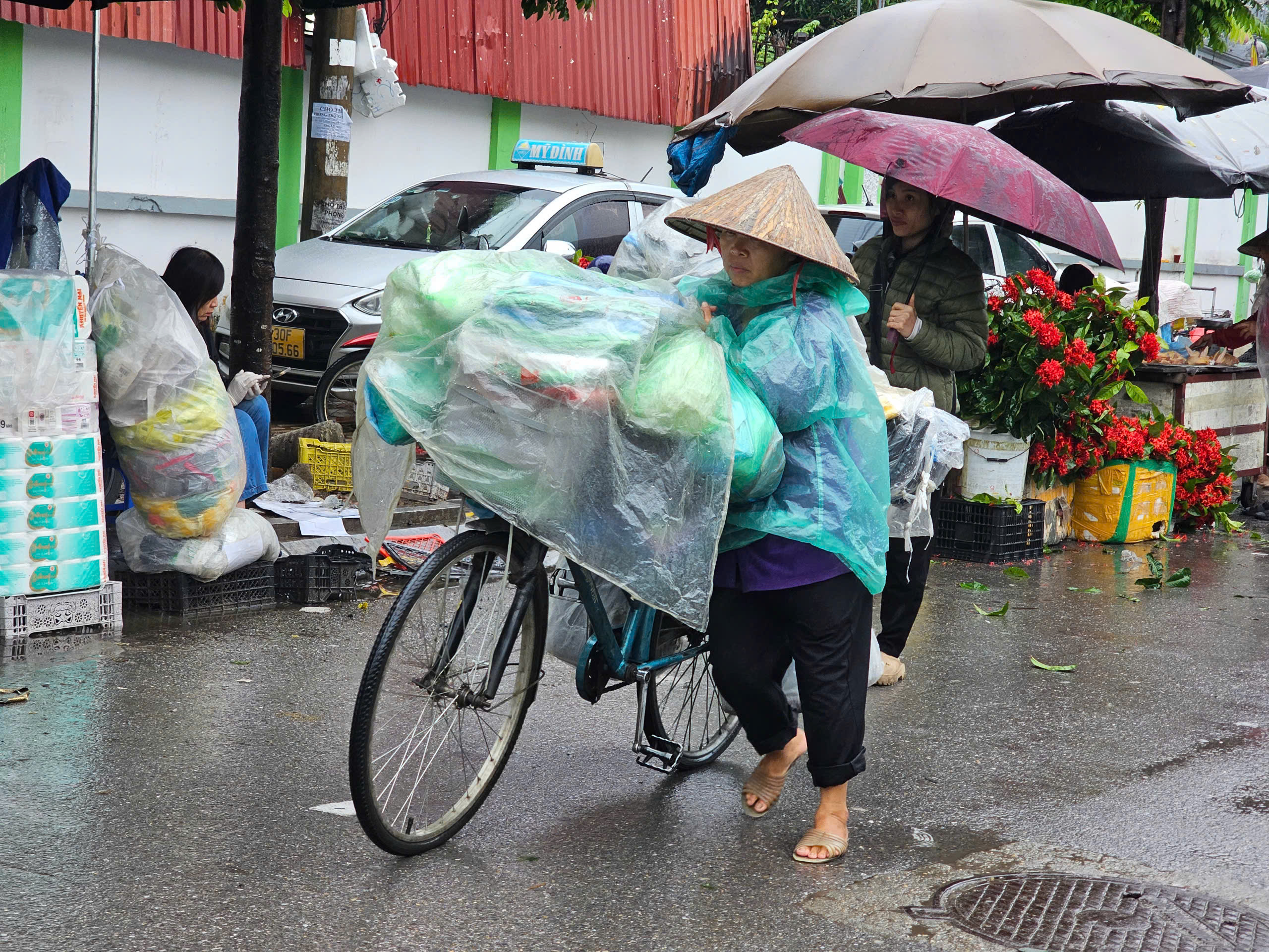 Miền Bắc sắp đón đợt không khí lạnh kèm mưa- Ảnh 1.
